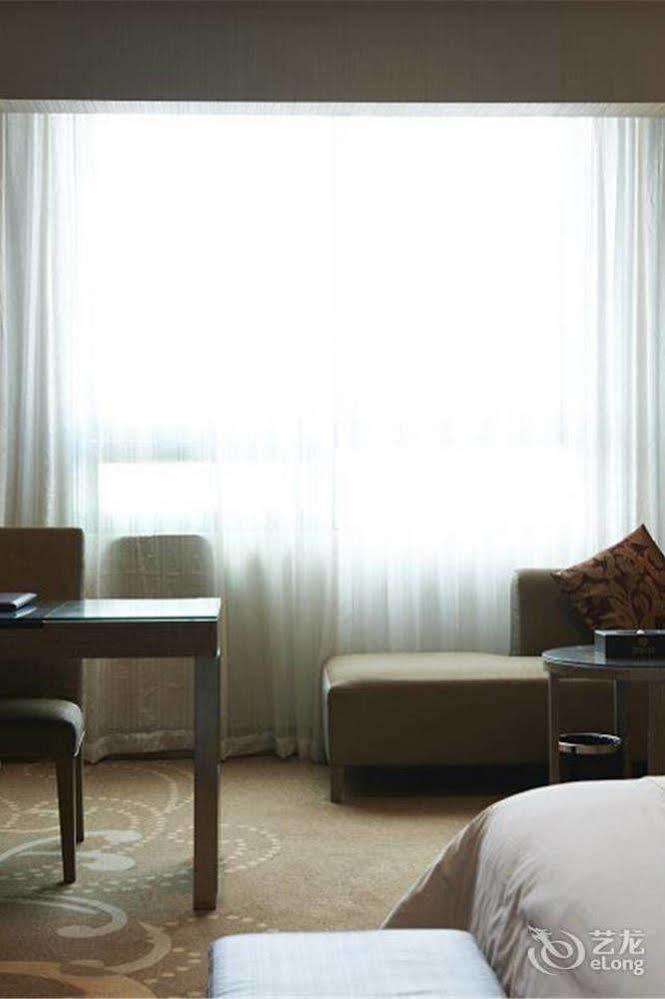 Ehrenburg Hotel Foshan Exterior photo